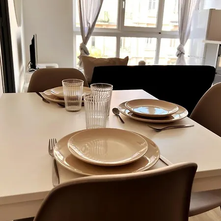 Apartment Centre Gare Renove 3